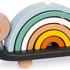 Janod Sweet Cocoon - Schildpad Regenboog -Goedkope baby-en-kleuterspelletjes winkel 550x274 2