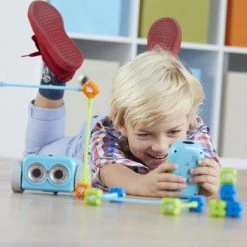 Learning Resources Botley - Programmeerbare Robot - Activiteitenset -Goedkope baby-en-kleuterspelletjes winkel 550x550 211