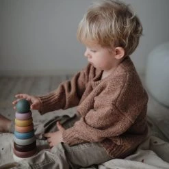 Mushie Stacking Tower Rustic- Stapelring Toren Retro - Speelgoed - Stapeltoren - Stapelringen -Goedkope baby-en-kleuterspelletjes winkel 550x713 2